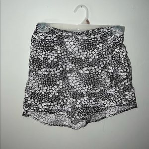 black and white skort!